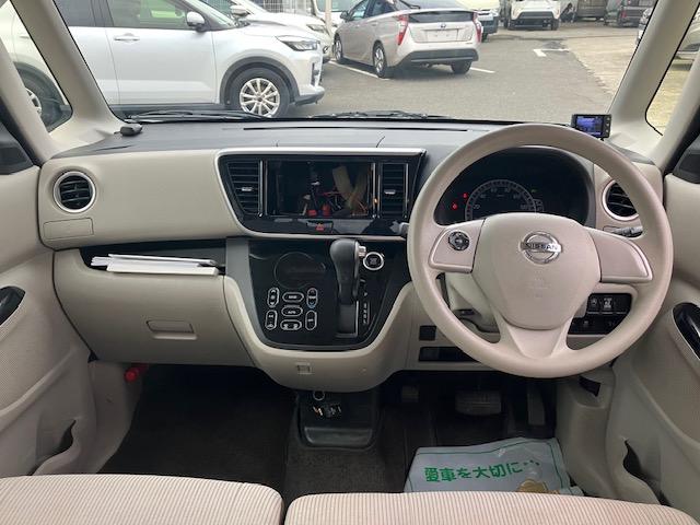 デイズルークス Ｘ　衝突軽減　片側電動　ＥＴＣ　Ｉストップ　スマキー　禁煙車　横滑り防止　ＡＢＳ　電格ミラー　ベンチシート　運転席エアバッグ　助手席エアバッグ　エアコン　パワーウィンドウ（3枚目）