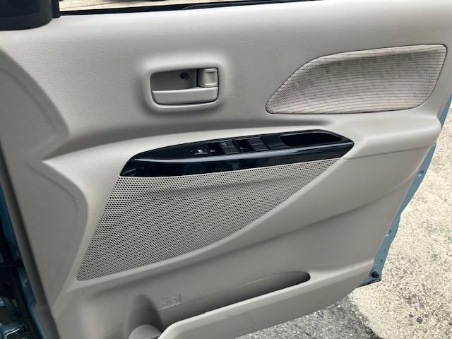 デイズルークス Ｘ　衝突軽減　片側電動　ＥＴＣ　Ｉストップ　スマキー　禁煙車　横滑り防止　ＡＢＳ　電格ミラー　ベンチシート　運転席エアバッグ　助手席エアバッグ　エアコン　パワーウィンドウ（10枚目）