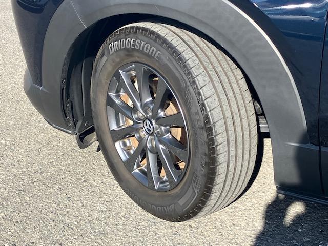 ＣＸ－３０ ２０Ｓ　衝突軽減　障害物センサー　アダプティブクルーズ　ナビ　フルセグ　全周囲カメラ　Ｆカメラ　サイドカメラ　Ｂカメラ　Ｂｌｕｅｔｏｏｔｈオーディオ　ＥＴＣ　Ｉストップ　ＬＥＤヘッドライト　１６インチＡＷ（21枚目）