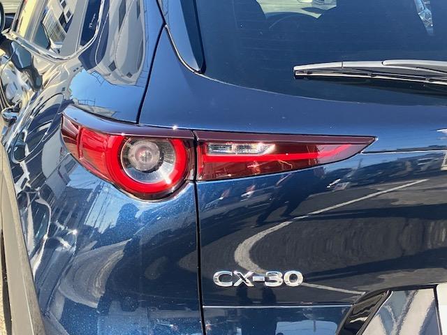 ＣＸ－３０ ２０Ｓ　衝突軽減　障害物センサー　アダプティブクルーズ　ナビ　フルセグ　全周囲カメラ　Ｆカメラ　サイドカメラ　Ｂカメラ　Ｂｌｕｅｔｏｏｔｈオーディオ　ＥＴＣ　Ｉストップ　ＬＥＤヘッドライト　１６インチＡＷ（38枚目）
