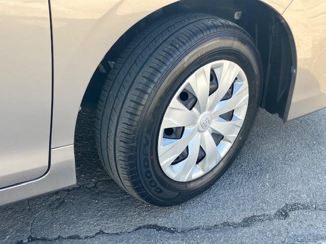 Ｘ　衝突軽減　レーンキープ　障害物センサー　オートクルーズ　片側電動　ワンセグ　Ｂカメラ　ＥＴＣ　Ｉストップ　ＬＥＤヘッドライト　キーレス　禁煙車　３列　ＡＢＳ　オートハイビーム　電格ミラー　ＣＤ