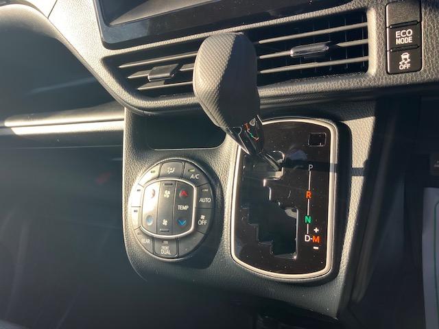 Ｘ　衝突軽減　レーンキープ　障害物センサー　オートクルーズ　片側電動　ワンセグ　Ｂカメラ　ＥＴＣ　Ｉストップ　ＬＥＤヘッドライト　キーレス　禁煙車　３列　ＡＢＳ　オートハイビーム　電格ミラー　ＣＤ