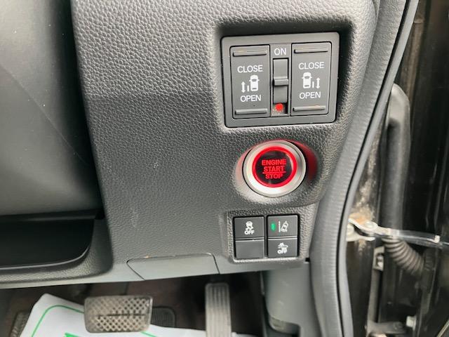 Ｎ－ＢＯＸカスタム Ｇ・Ｌホンダセンシング　衝突軽減　レーンキープ　アダプティブクルーズ　両側電動　ＥＴＣ　Ｉストップ　ＬＥＤヘッドライト　１４インチＡＷ　スマキー　禁煙車　横滑り防止　ＡＢＳ　電格ミラー　運転席エアバッグ　助手席エアバッグ（7枚目）