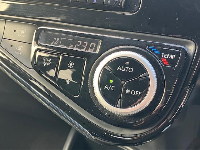 アクア S 衝突軽減 レーンキープ ナビ Bカメラ ETC Iストップ キーレス ABS 電格ミラー CD 運転席エアバッグ 助手席エアバッグ エアコン パワーウィンドウ パワーステアリング(7枚目)