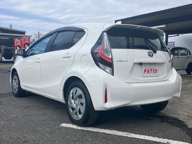 アクア S 衝突軽減 レーンキープ ナビ Bカメラ ETC Iストップ キーレス ABS 電格ミラー CD 運転席エアバッグ 助手席エアバッグ エアコン パワーウィンドウ パワーステアリング(16枚目)