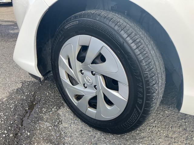 アクア S 衝突軽減 レーンキープ ナビ Bカメラ ETC Iストップ キーレス ABS 電格ミラー CD 運転席エアバッグ 助手席エアバッグ エアコン パワーウィンドウ パワーステアリング(21枚目)