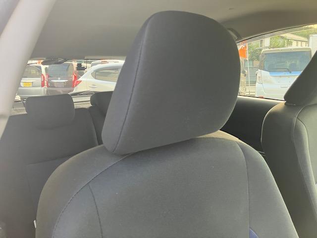 アクア S 衝突軽減 レーンキープ ナビ Bカメラ ETC Iストップ キーレス ABS 電格ミラー CD 運転席エアバッグ 助手席エアバッグ エアコン パワーウィンドウ パワーステアリング(29枚目)