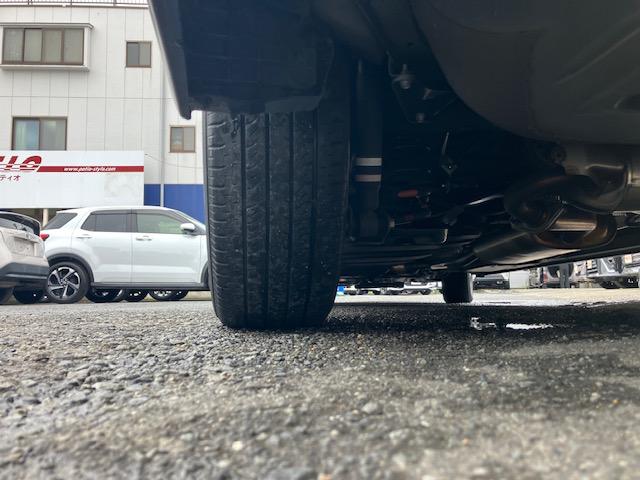 ヴォクシー ＺＳ　煌ＩＩＩ　衝突軽減　レーンキープ　障害物センサー　オートクルーズ　両側電動　ハーフレザー　ナビ　フルセグ　Ｂカメラ　Ｂｌｕｅｔｏｏｔｈオーディオ　後席モニター　ＥＴＣ２．０　Ｉストップ　ＬＥＤヘッドライト（25枚目）