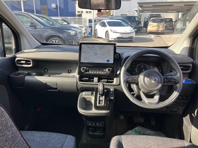 シエンタ ハイブリッドＺ　衝突軽減　レーンキープ　障害物センサー　アダプティブクルーズ　両側電動　シートヒーター　フルセグ　Ｂカメラ　Ｂｌｕｅｔｏｏｔｈオーディオ　ＥＴＣ２．０　Ｉストップ　ＬＥＤヘッドライト　１５インチＡＷ（3枚目）