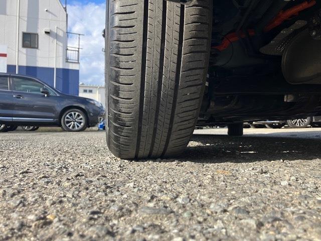 シエンタ ハイブリッドＺ　衝突軽減　レーンキープ　障害物センサー　アダプティブクルーズ　両側電動　シートヒーター　フルセグ　Ｂカメラ　Ｂｌｕｅｔｏｏｔｈオーディオ　ＥＴＣ２．０　Ｉストップ　ＬＥＤヘッドライト　１５インチＡＷ（24枚目）