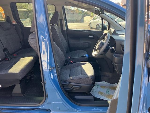 シエンタ ハイブリッドＺ　衝突軽減　レーンキープ　障害物センサー　アダプティブクルーズ　両側電動　シートヒーター　フルセグ　Ｂカメラ　Ｂｌｕｅｔｏｏｔｈオーディオ　ＥＴＣ２．０　Ｉストップ　ＬＥＤヘッドライト　１５インチＡＷ（27枚目）