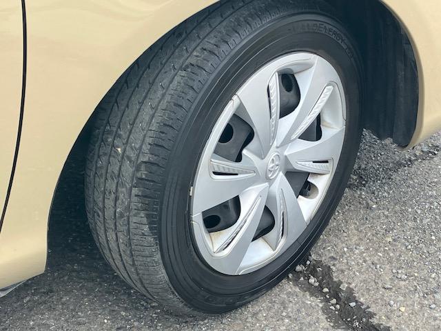 シエンタ ハイブリッド　ファンベースＸ　衝突軽減　レーンキープ　障害物センサー　片側電動　ナビ　ワンセグ　全周囲カメラ　Ｆカメラ　サイドカメラ　Ｂカメラ　Ｂｌｕｅｔｏｏｔｈオーディオ　ＥＴＣ２．０　Ｉストップ　スマキー　禁煙車　３列（16枚目）