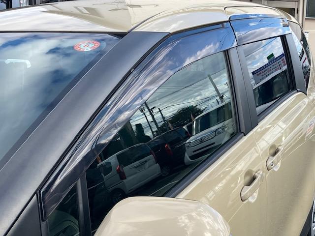 シエンタ ハイブリッド　ファンベースＸ　衝突軽減　レーンキープ　障害物センサー　片側電動　ナビ　ワンセグ　全周囲カメラ　Ｆカメラ　サイドカメラ　Ｂカメラ　Ｂｌｕｅｔｏｏｔｈオーディオ　ＥＴＣ２．０　Ｉストップ　スマキー　禁煙車　３列（23枚目）