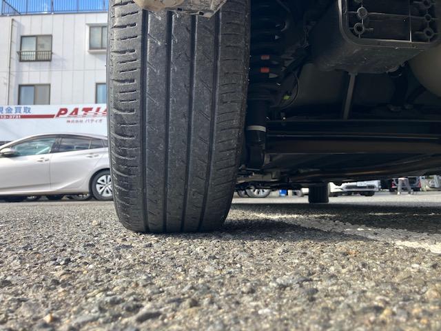 シエンタ ハイブリッド　ファンベースＸ　衝突軽減　レーンキープ　障害物センサー　片側電動　ナビ　ワンセグ　全周囲カメラ　Ｆカメラ　サイドカメラ　Ｂカメラ　Ｂｌｕｅｔｏｏｔｈオーディオ　ＥＴＣ２．０　Ｉストップ　スマキー　禁煙車　３列（25枚目）