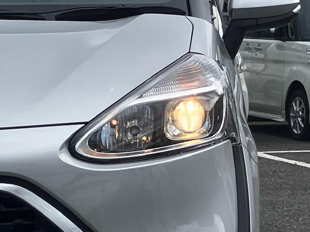 シエンタ Ｘ　片側電動　Ｉストップ　キーレス　禁煙車　ＡＢＳ　電格ミラー　ＣＤ　運転席エアバッグ　助手席エアバッグ　エアコン　パワーウィンドウ　パワーステアリング（18枚目）
