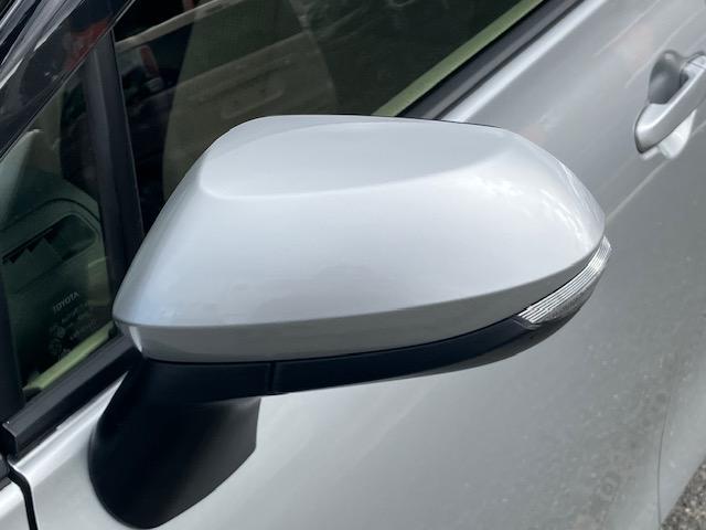 シエンタ Ｘ　片側電動　Ｉストップ　キーレス　禁煙車　ＡＢＳ　電格ミラー　ＣＤ　運転席エアバッグ　助手席エアバッグ　エアコン　パワーウィンドウ　パワーステアリング（19枚目）