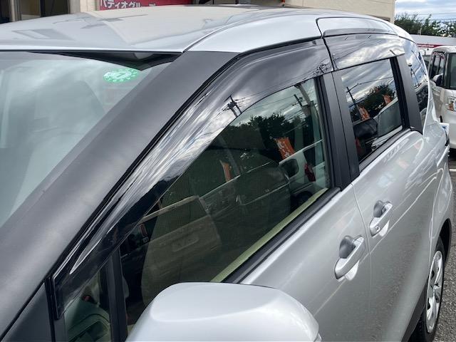 シエンタ Ｘ　片側電動　Ｉストップ　キーレス　禁煙車　ＡＢＳ　電格ミラー　ＣＤ　運転席エアバッグ　助手席エアバッグ　エアコン　パワーウィンドウ　パワーステアリング（41枚目）