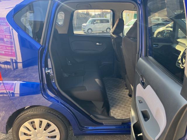 ムーヴ Ｌ　ＳＡ　衝突軽減　ナビ　ワンセグ　Ｂカメラ　Ｂｌｕｅｔｏｏｔｈオーディオ　Ｉストップ　キーレス　禁煙車　ＡＢＳ　電格ミラー　ベンチシート　ＣＤ　ＤＶＤ再生（33枚目）