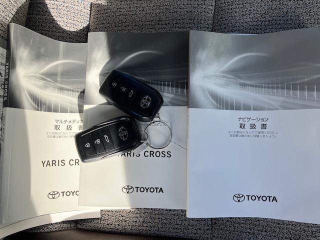 ヤリスクロス ハイブリッドＺ　衝突軽減　レーンキープ　障害物センサー　オートクルーズ　ハーフレザー　シートヒーター　パワーシート　全周囲カメラ　Ｆカメラ　サイドカメラ　Ｂカメラ　Ｂｌｕｅｔｏｏｔｈオーディオ　ＥＴＣ　Ｉストップ（22枚目）