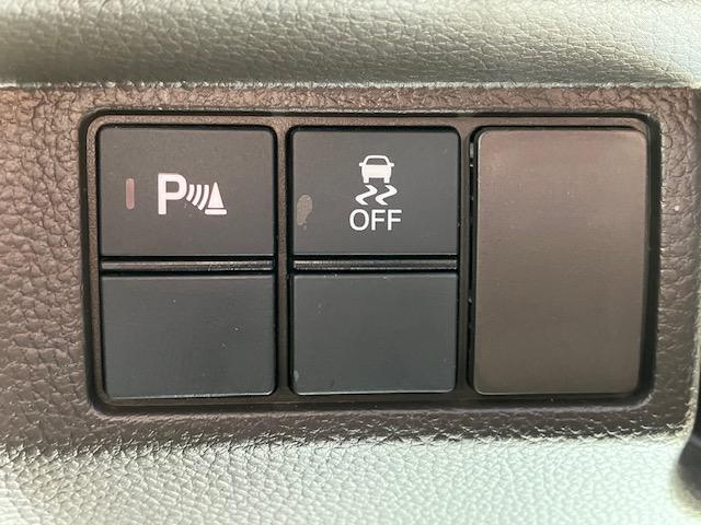 N-BOX L 衝突軽減 レーンキープ アダプティブクルーズ 両側電動 シートヒーター Iストップ LEDヘッドライト スマキー 禁煙車 横滑り防止 ABS 電格ミラー ベンチシート 運転席エアバッグ(6枚目)