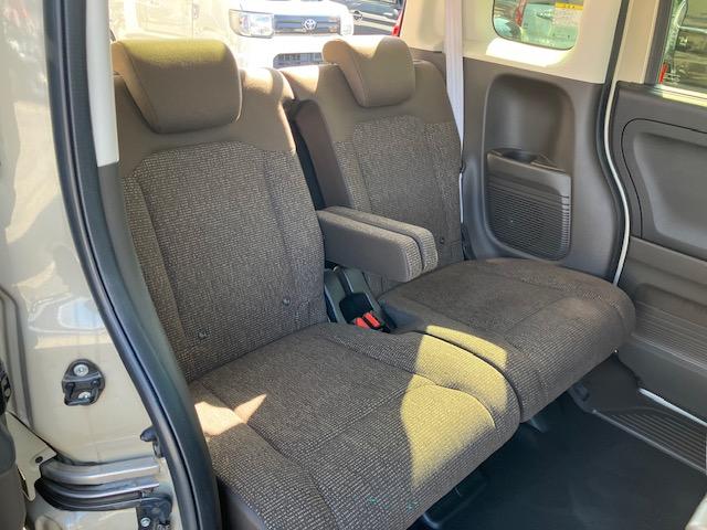 N-BOX L 衝突軽減 レーンキープ アダプティブクルーズ 両側電動 シートヒーター Iストップ LEDヘッドライト スマキー 禁煙車 横滑り防止 ABS 電格ミラー ベンチシート 運転席エアバッグ(8枚目)