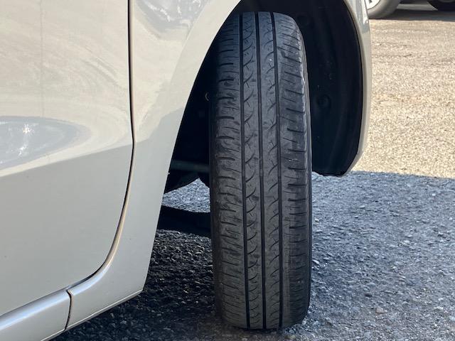 N-BOX L 衝突軽減 レーンキープ アダプティブクルーズ 両側電動 シートヒーター Iストップ LEDヘッドライト スマキー 禁煙車 横滑り防止 ABS 電格ミラー ベンチシート 運転席エアバッグ(19枚目)