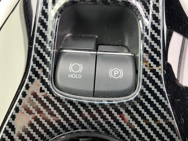 カローラスポーツ ハイブリッドＧ　Ｚ　１オーナー　ナビ　Ｂｌｕｅｔｏｏｔｈ　バックカメラ　スマートキー　衝突軽減ブレーキ　車線逸脱防止　クルコン　ＭＯＤＥＬＬＩＳＴＡエアロ　ＴＯＭ’Ｓリアスポイラー（15枚目）