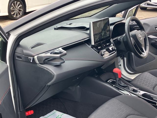カローラスポーツ ハイブリッドＧ　Ｚ　１オーナー　ナビ　Ｂｌｕｅｔｏｏｔｈ　バックカメラ　スマートキー　衝突軽減ブレーキ　車線逸脱防止　クルコン　ＭＯＤＥＬＬＩＳＴＡエアロ　ＴＯＭ’Ｓリアスポイラー（24枚目）