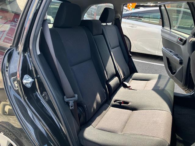 カローラフィールダー ハイブリッド ナビ フルセグ Bluetoothオーディオ ETC Iストップ スマキー ABS 電格ミラー CD DVD再生 運転席エアバッグ 助手席エアバッグ サイドエアバッグ エアコン パワーウィンドウ(9枚目)