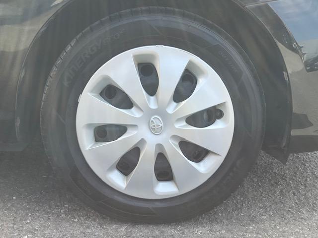 カローラフィールダー ハイブリッド ナビ フルセグ Bluetoothオーディオ ETC Iストップ スマキー ABS 電格ミラー CD DVD再生 運転席エアバッグ 助手席エアバッグ サイドエアバッグ エアコン パワーウィンドウ(12枚目)