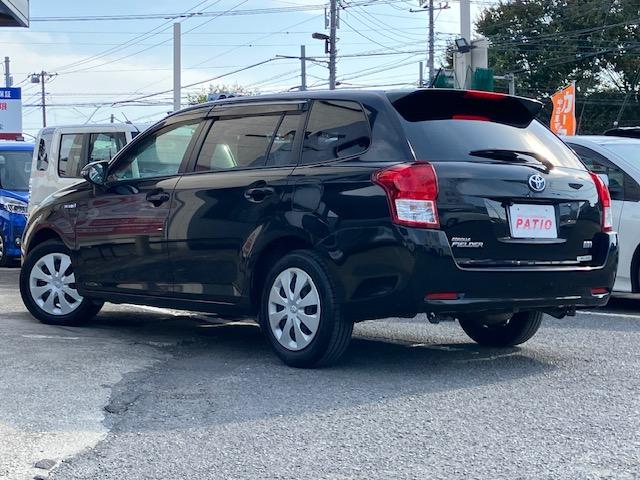 カローラフィールダー ハイブリッド ナビ フルセグ Bluetoothオーディオ ETC Iストップ スマキー ABS 電格ミラー CD DVD再生 運転席エアバッグ 助手席エアバッグ サイドエアバッグ エアコン パワーウィンドウ(16枚目)