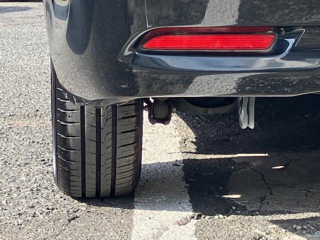 カローラフィールダー ハイブリッド ナビ フルセグ Bluetoothオーディオ ETC Iストップ スマキー ABS 電格ミラー CD DVD再生 運転席エアバッグ 助手席エアバッグ サイドエアバッグ エアコン パワーウィンドウ(21枚目)