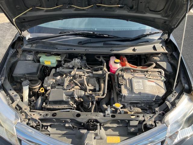 カローラフィールダー ハイブリッド ナビ フルセグ Bluetoothオーディオ ETC Iストップ スマキー ABS 電格ミラー CD DVD再生 運転席エアバッグ 助手席エアバッグ サイドエアバッグ エアコン パワーウィンドウ(32枚目)