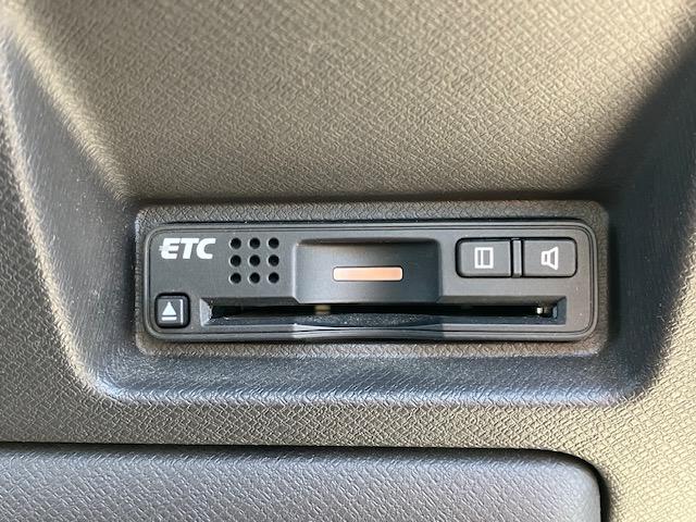 ステップワゴン G コンフォートセレクション オートクルーズ 両側電動 ナビ フルセグ Bカメラ 後席モニター ETC Iストップ HID 15インチAW スマキー 禁煙車 3列 フルフラット 横滑り防止 ABS 電格ミラー 運転席エアバッグ(7枚目)