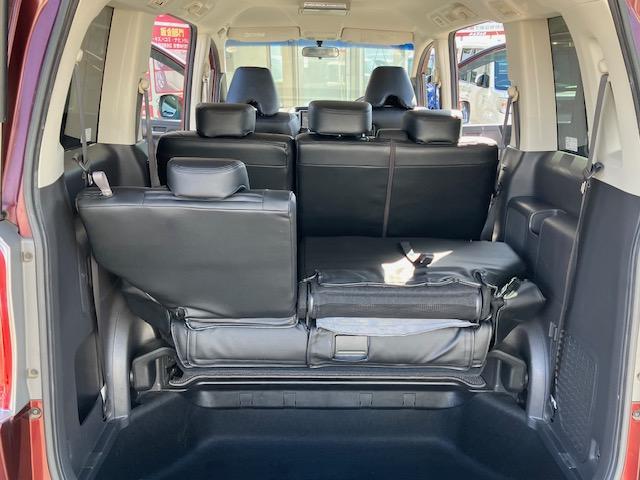 ステップワゴン G コンフォートセレクション オートクルーズ 両側電動 ナビ フルセグ Bカメラ 後席モニター ETC Iストップ HID 15インチAW スマキー 禁煙車 3列 フルフラット 横滑り防止 ABS 電格ミラー 運転席エアバッグ(28枚目)