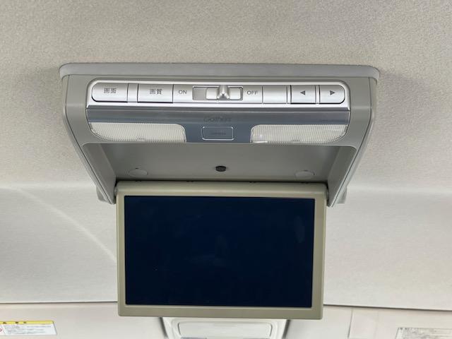 ステップワゴン G コンフォートセレクション オートクルーズ 両側電動 ナビ フルセグ Bカメラ 後席モニター ETC Iストップ HID 15インチAW スマキー 禁煙車 3列 フルフラット 横滑り防止 ABS 電格ミラー 運転席エアバッグ(40枚目)