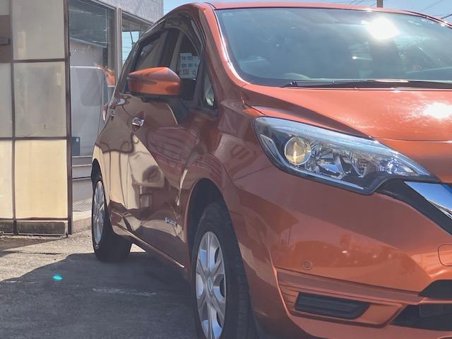 ノート e-パワー X 衝突軽減 レーンキープ 障害物センサー ナビ 全周囲カメラ Bカメラ ETC Iストップ スマキー 禁煙車 横滑り防止 ABS 電格ミラー CD DVD再生 運転席エアバッグ 助手席エアバッグ(40枚目)