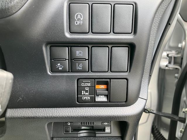 ノア X 衝突軽減 レーンキープ オートクルーズ 片側電動 ナビ フルセグ Bカメラ Bluetoothオーディオ ETC2.0 Iストップ LEDヘッドライト キーレス 禁煙車 3列 フルフラット ABS(9枚目)