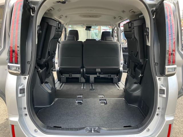 ノア X 衝突軽減 レーンキープ オートクルーズ 片側電動 ナビ フルセグ Bカメラ Bluetoothオーディオ ETC2.0 Iストップ LEDヘッドライト キーレス 禁煙車 3列 フルフラット ABS(31枚目)