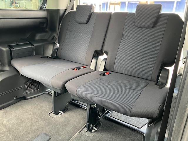 ノア X 衝突軽減 レーンキープ オートクルーズ 片側電動 ナビ フルセグ Bカメラ Bluetoothオーディオ ETC2.0 Iストップ LEDヘッドライト キーレス 禁煙車 3列 フルフラット ABS(39枚目)