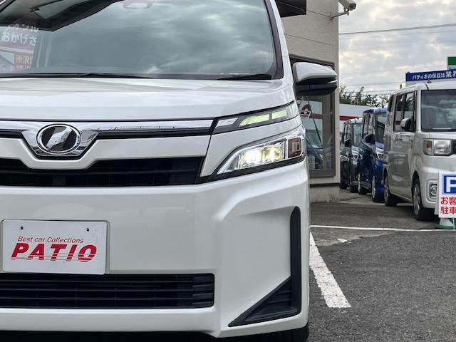 ヴォクシー X 衝突軽減 レーンキープ オートクルーズ 片側電動 ナビ ワンセグ Bカメラ Iストップ LEDヘッドライト キーレス 禁煙車 3列 フルフラット ABS オートハイビーム 電格ミラー CD(20枚目)