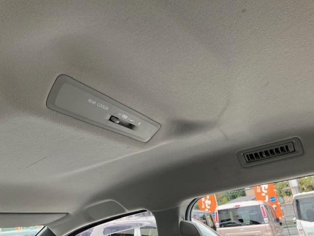 ヴォクシー X 衝突軽減 レーンキープ オートクルーズ 片側電動 ナビ ワンセグ Bカメラ Iストップ LEDヘッドライト キーレス 禁煙車 3列 フルフラット ABS オートハイビーム 電格ミラー CD(29枚目)