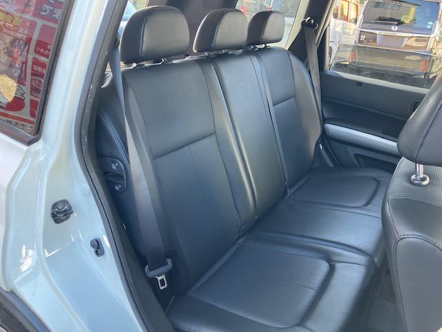 ホームページもご用意しております！当店の詳しい情報や店舗雰囲気、スタッフ情報、車両のお得情報や新入庫情報は是非！ご覧ください！