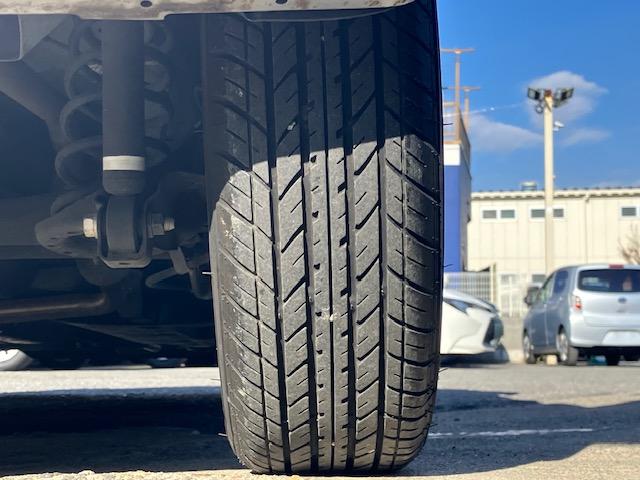 Ｆ　スマートアシスト　衝突軽減　Ｉストップ　キーレス　禁煙車　ＡＢＳ　ＣＤ　運転席エアバッグ　助手席エアバッグ　エアコン　パワーウィンドウ　パワーステアリング