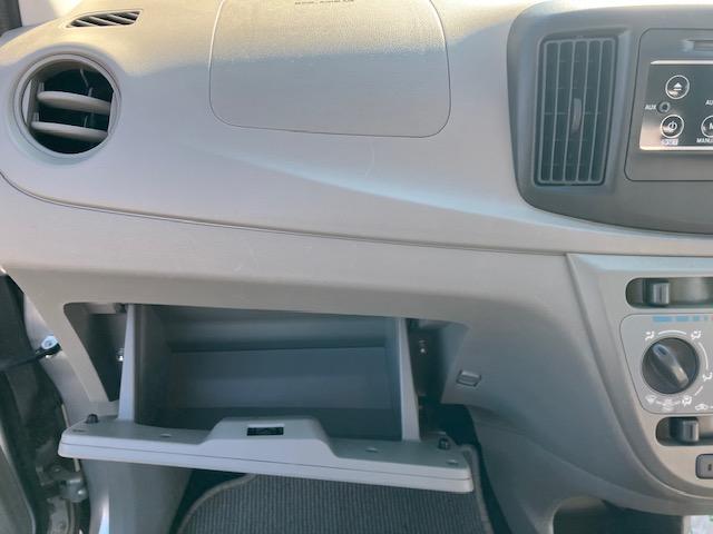 Ｆ　スマートアシスト　衝突軽減　Ｉストップ　キーレス　禁煙車　ＡＢＳ　ＣＤ　運転席エアバッグ　助手席エアバッグ　エアコン　パワーウィンドウ　パワーステアリング