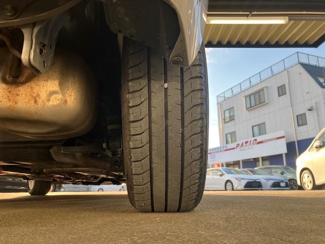 アクア Ｓビジネスパッケージ　衝突軽減　レーンキープ　障害物センサー　ナビ　ワンセグ　Ｂカメラ　ＥＴＣ　Ｉストップ　キーレス　禁煙車　ＡＢＳ　オートハイビーム　電格ミラー　ＣＤ　運転席エアバッグ　助手席エアバッグ（24枚目）