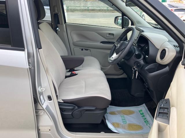 デイズ Ｓ　衝突軽減　レーンキープ　障害物センサー　ナビ　フルセグ　Ｂｌｕｅｔｏｏｔｈオーディオ　ＥＴＣ　Ｉストップ　キーレス　禁煙車　ＡＢＳ　電格ミラー　ベンチシート　ＣＤ　ＤＶＤ再生　運転席エアバッグ（29枚目）