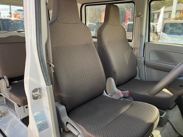 エブリイ PC 衝突軽減 レーンキープ 両側スライド ナビ Bカメラ キーレス 禁煙車 ABS 運転席エアバッグ 助手席エアバッグ サイドエアバッグ エアコン パワーウィンドウ パワーステアリング(9枚目)