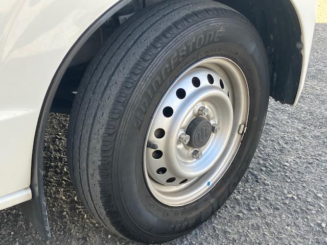 エブリイ PC 衝突軽減 レーンキープ 両側スライド ナビ Bカメラ キーレス 禁煙車 ABS 運転席エアバッグ 助手席エアバッグ サイドエアバッグ エアコン パワーウィンドウ パワーステアリング(18枚目)