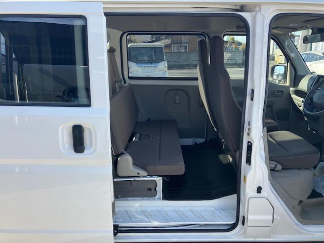 エブリイ PC 衝突軽減 レーンキープ 両側スライド ナビ Bカメラ キーレス 禁煙車 ABS 運転席エアバッグ 助手席エアバッグ サイドエアバッグ エアコン パワーウィンドウ パワーステアリング(27枚目)